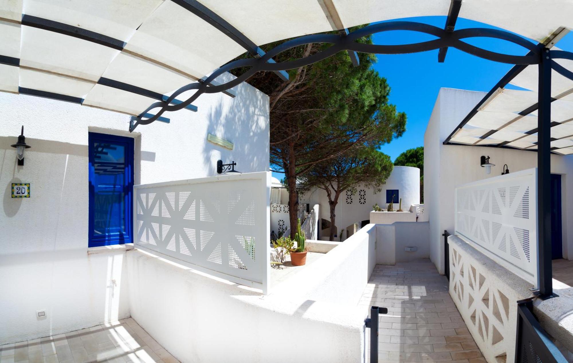 Araba Fenice Village Torre dell'Orso Exterior foto