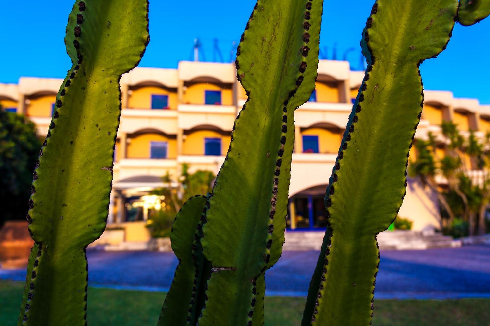 Araba Fenice Village Torre dell'Orso Exterior foto